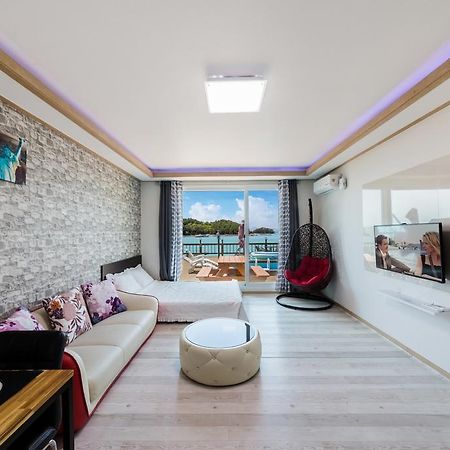 Dolsanmaru Pension Йосу Экстерьер фото